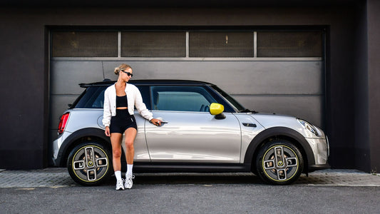 Rozhovor - Terezka & elektrický Mini Cooper SE