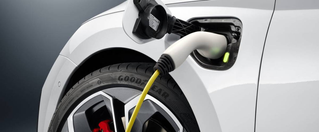 Jak nabíjet elektromobil díl 1: Typy proudu, druhy konektorů a etiketa.