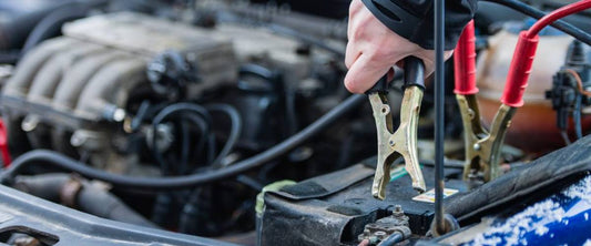 Jak pečovat o autobaterii a co dělat, aby vydržela i tuhou zimu?