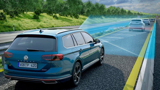 Prediktivní tempomat. Chytrý pomocník jak nedostat pokutu.