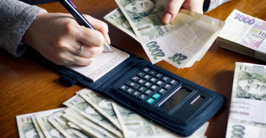 Vyplatí se auto na dluh? Pozor na rizika!