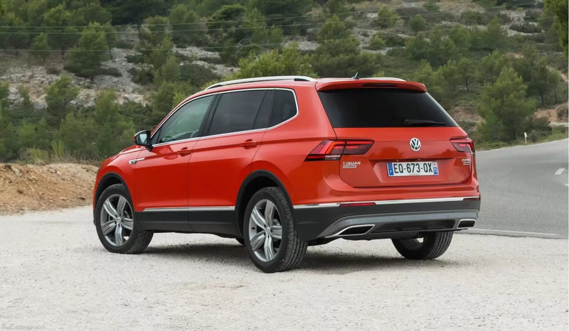 Fotografie - Volkswagen Tiguan Allspace 11