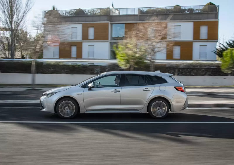 Fotografie - Toyota Corolla TS 2