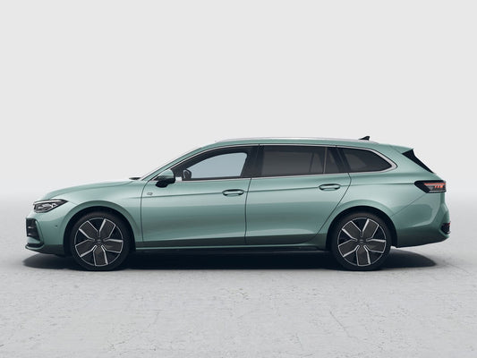 Fotografie automobilu Volkswagen Passat R-Line People k pronájmu. Operativní leasing pro automobily Volkswagen