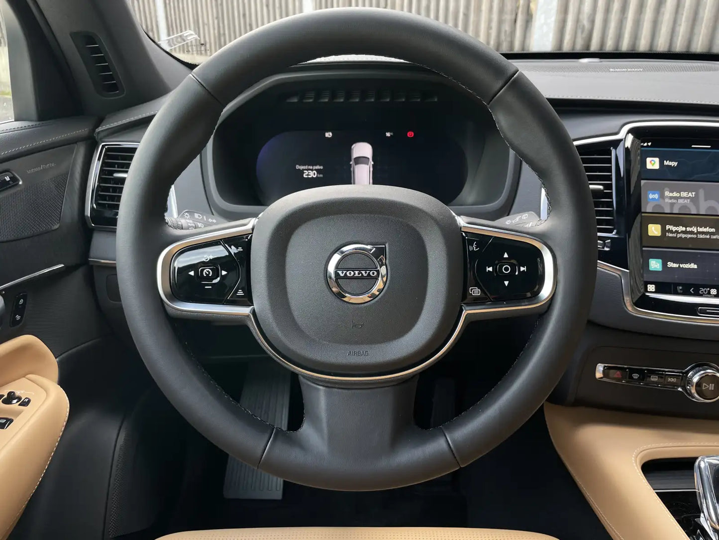 Volvo XC90 B5 Plus Bright 2.0 173 kW Nafta 4x4 Automatická převodovka