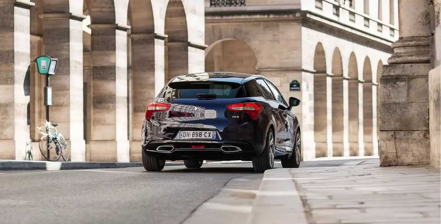 Fotografie vozu DS Automobiles DS 5 EAT6 1.6, 121 kW, Benzinový, Automatická převodovka výroba od 06/2015