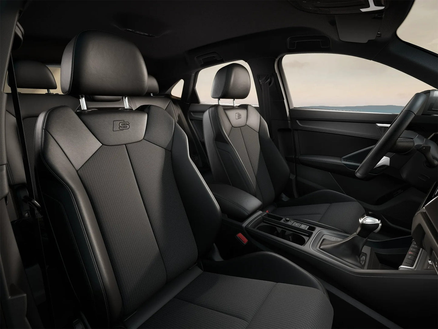 Fotografie automobilu Audi Q3 S line k pronájmu