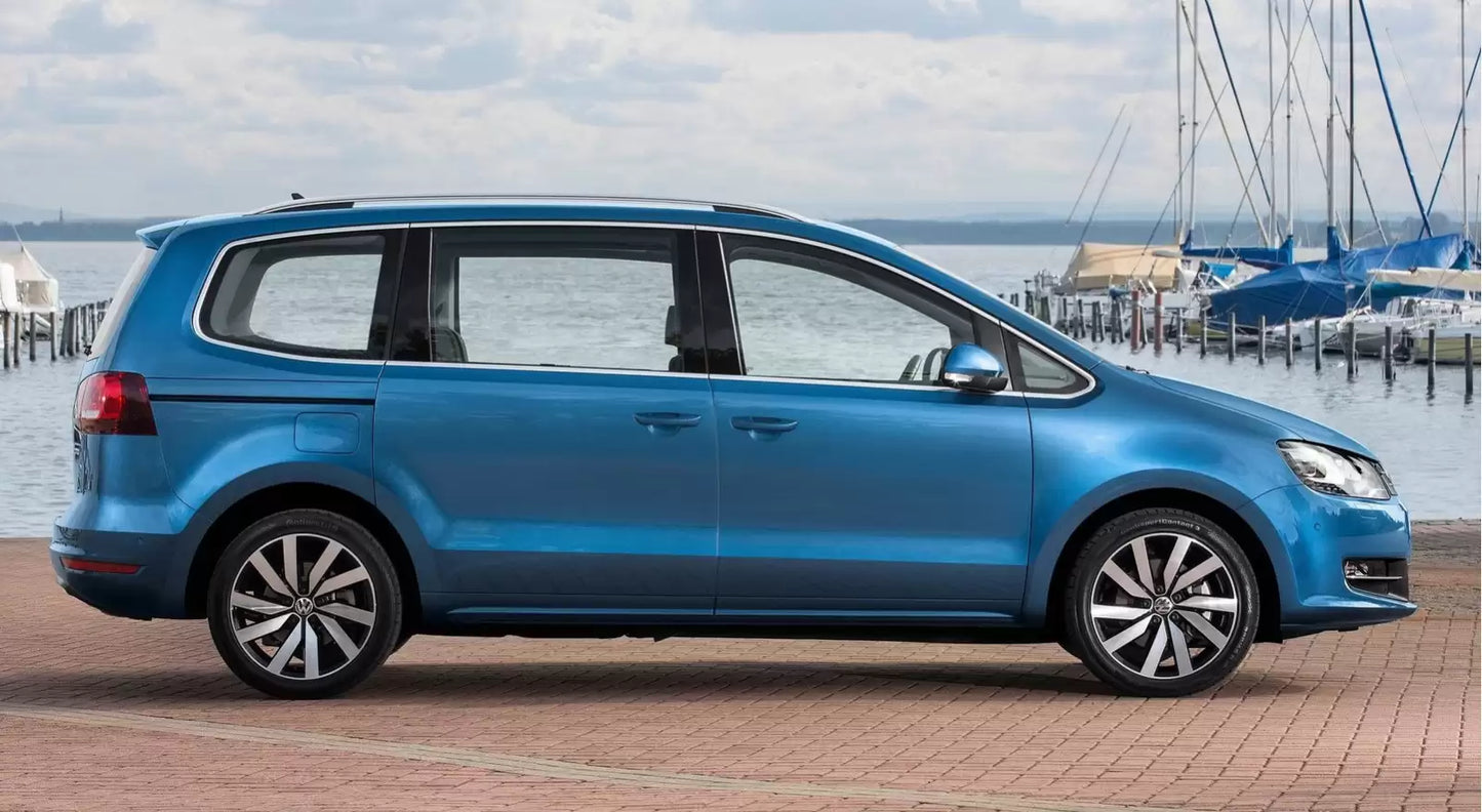 Fotografie vozu Volkswagen Sharan Beach 2.0 BMT, 162 kW, Benzinový, Automatická převodovka výroba 07/2015 - 06/2016