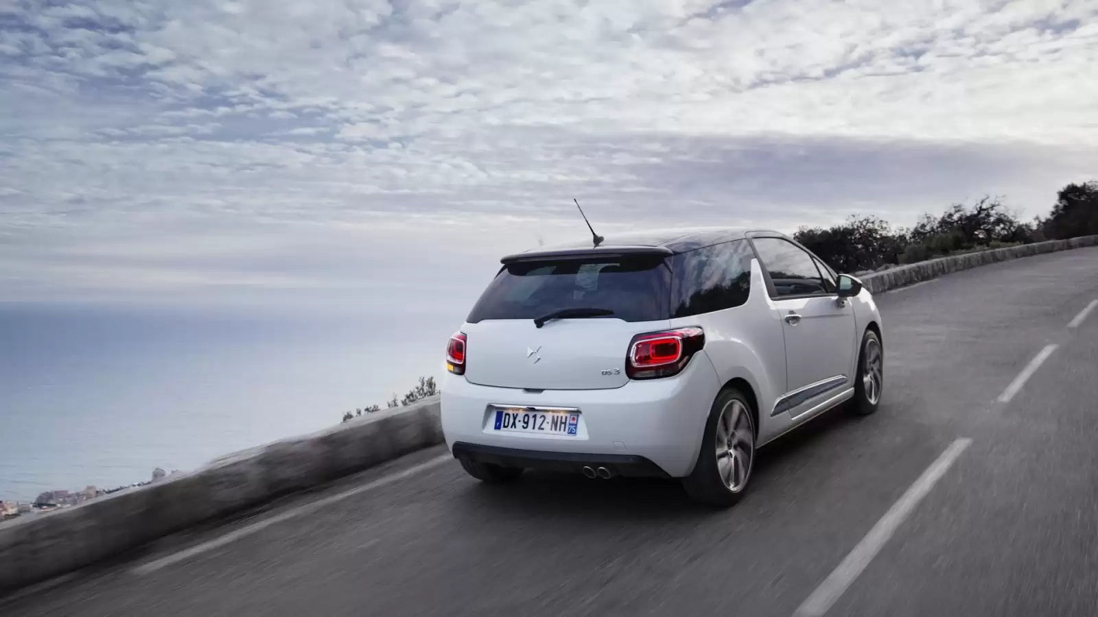 Fotografie vozu DS Automobiles DS 3 Chic 1.2, 60 kW, Benzinový výroba od 02/2016