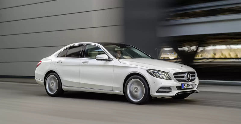 Fotografie - Mercedes-Benz Třída C (203) Sedan 1