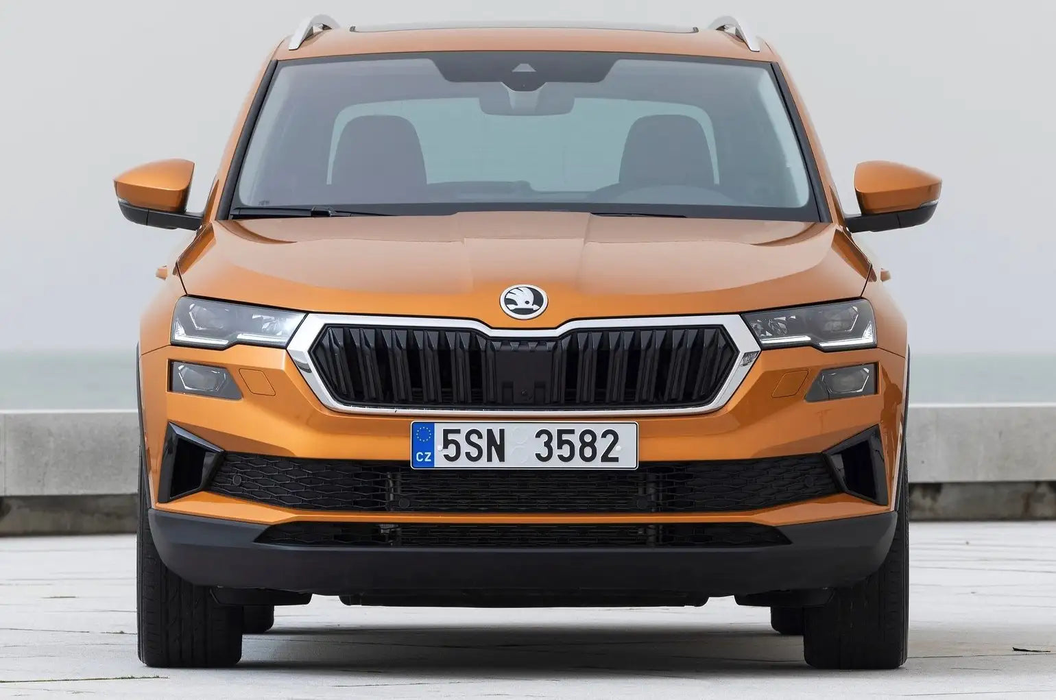 Fotografie vozu Škoda Karoq Sportline 2.0 TSI, 140 kW, 4x4, Benzín, DSG výroba od 01/2024