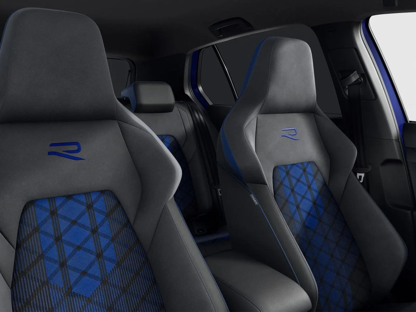 Fotografie automobilu Volkswagen Golf R na operativní leasing | Driveto.cz