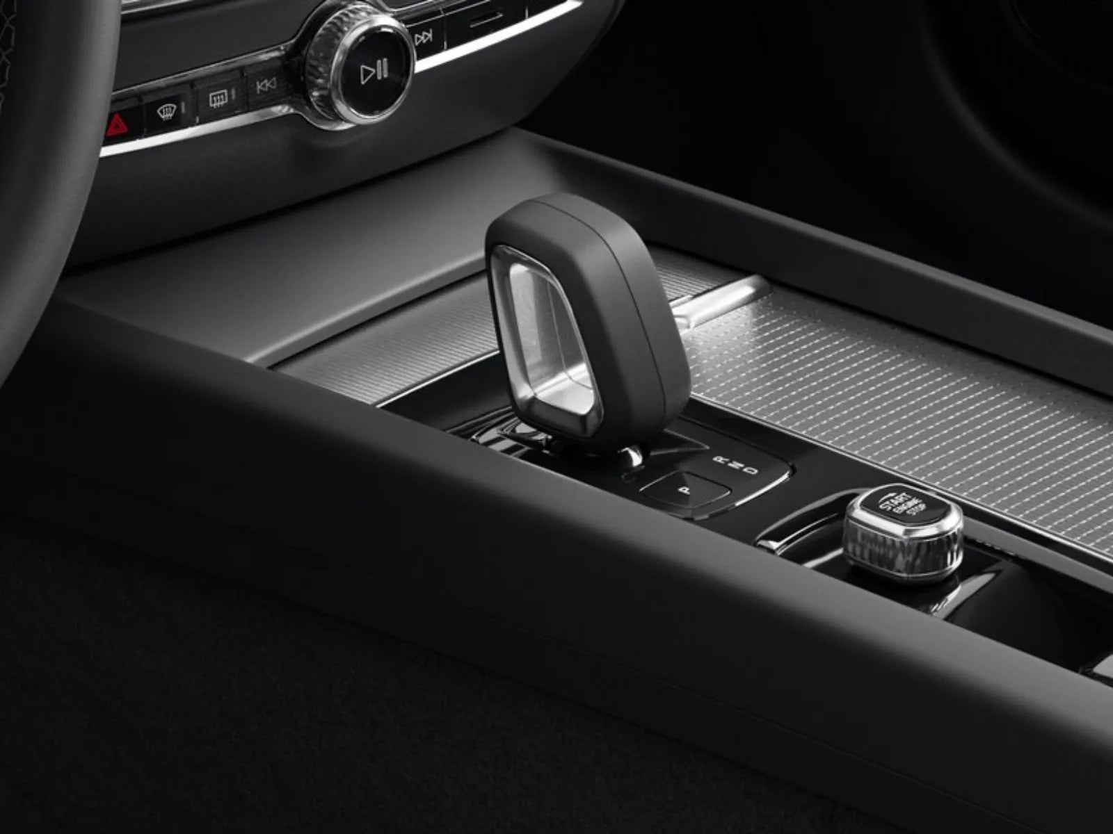 Fotografie automobilu Volvo V60 Plus Bright k pronájmu