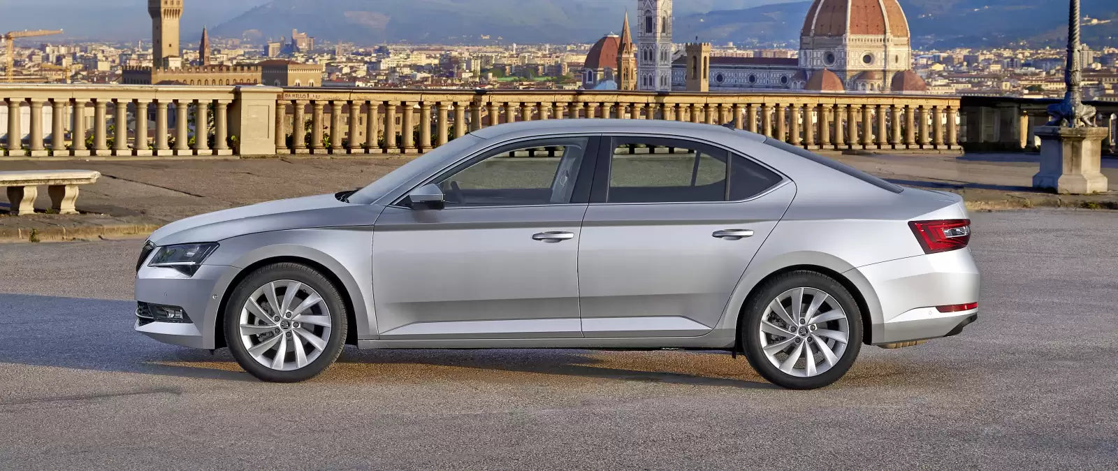 Fotografie vozu Škoda Superb Ambition 2.0 TDI, 140 kW, Naftový výroba od 06/2015