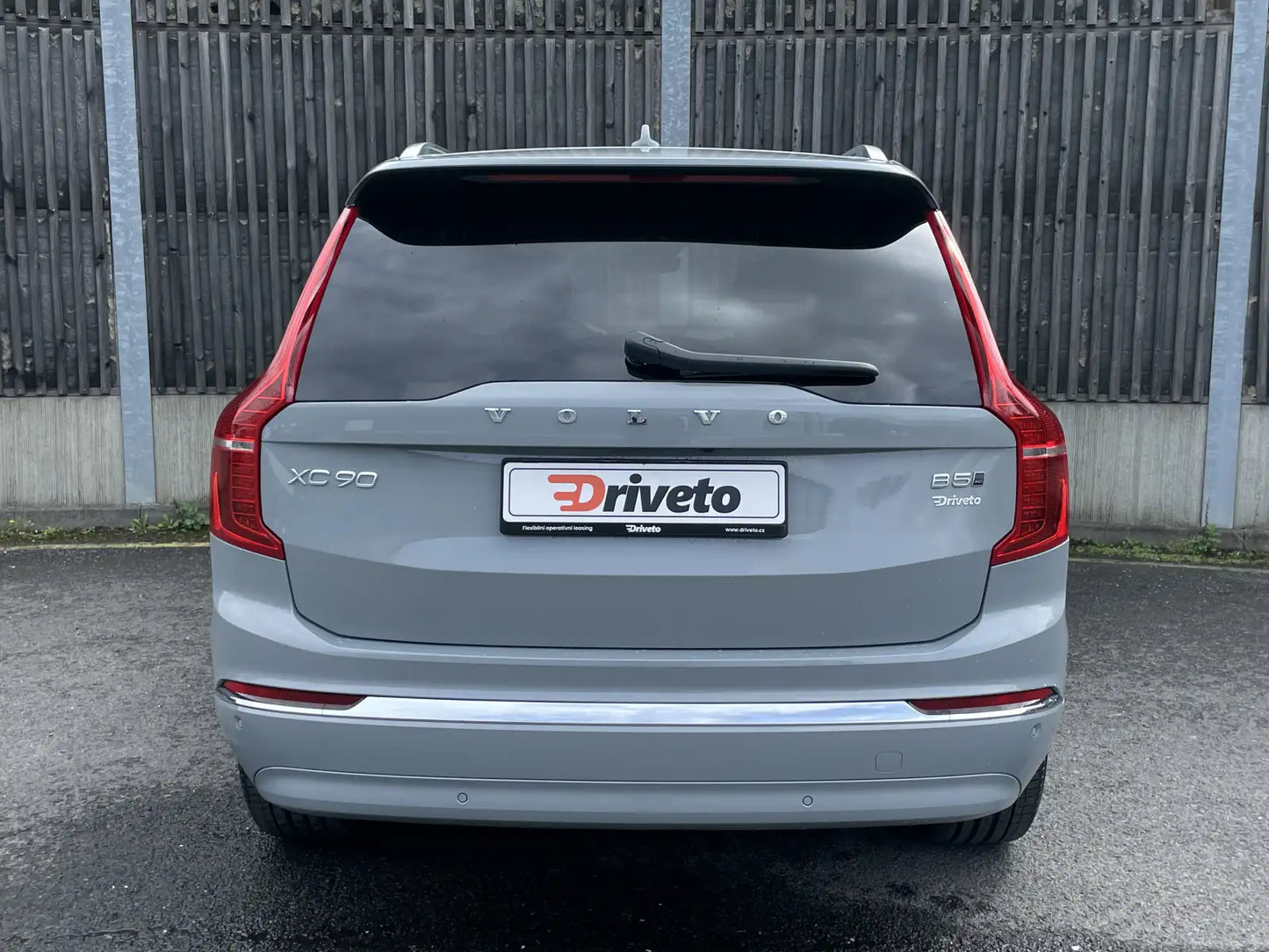 Volvo XC90 B5 Plus Bright 2.0 173 kW Nafta 4x4 Automatická převodovka