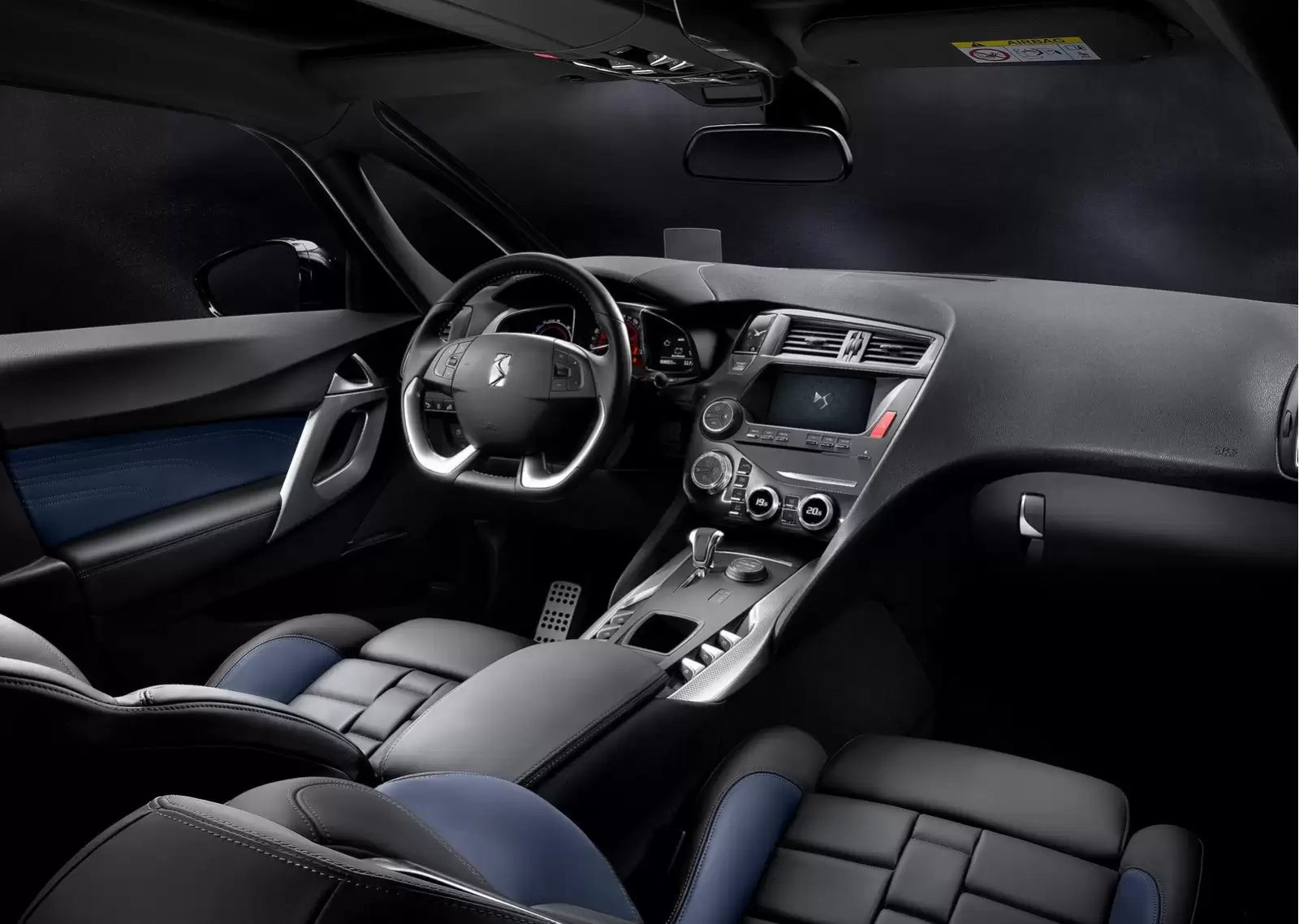 Fotografie vozu DS Automobiles DS 5 EAT6 1.6, 121 kW, Benzinový, Automatická převodovka výroba od 06/2015