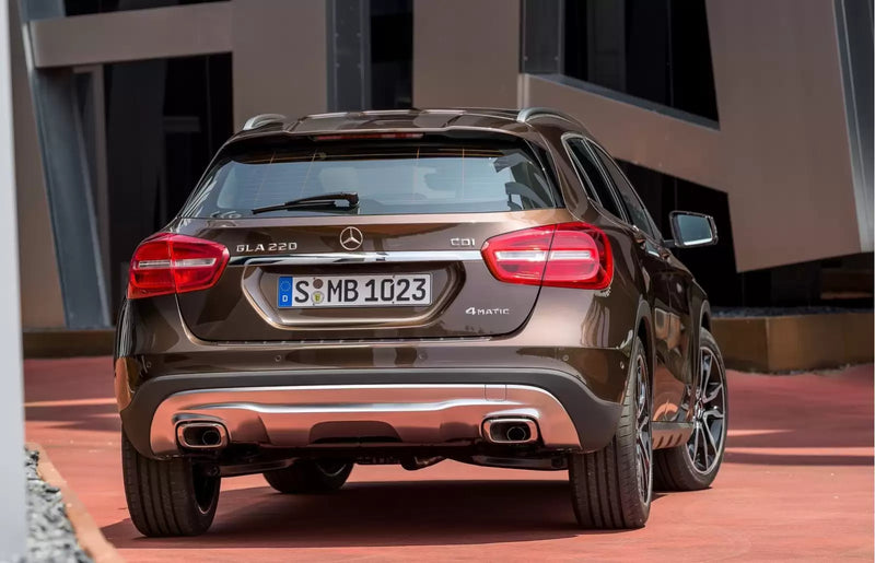 Fotografie - Mercedes-Benz GLA 10