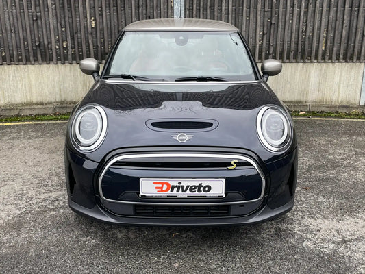 Fotografie automobilu MINI SE na operativní leasing | Driveto.cz. Operativní leasing pro automobily Mini