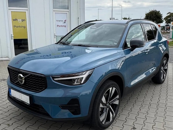 Volvo XC40 Plus Dark