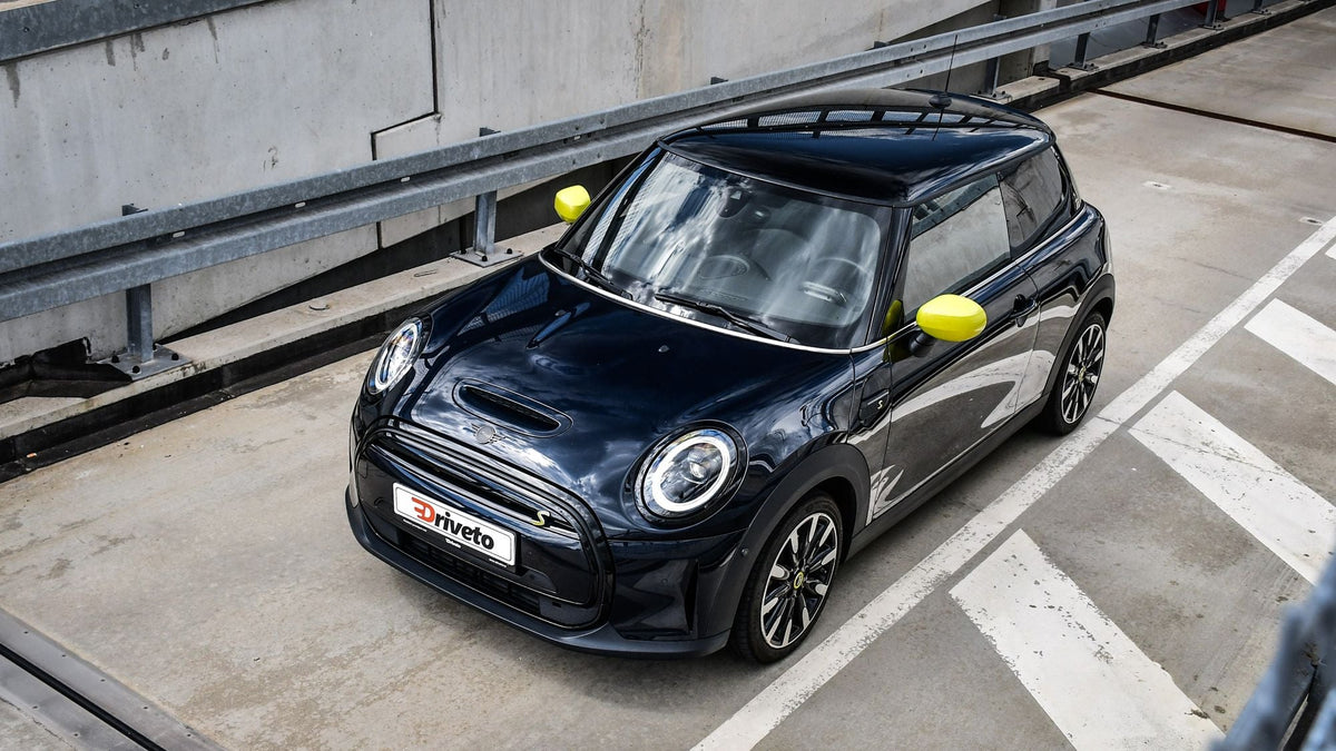 Elektrický prcek do města - Mini Cooper SE