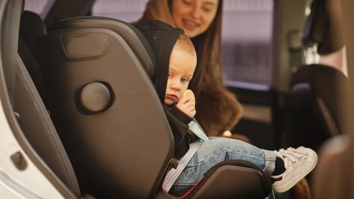 Od kdy může mít dítě podsedák do auta a jaká jsou pravidla pro dětské autosedačky