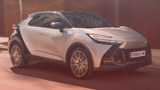 toyota c-hr plug in hybrid driveto operativní leasing