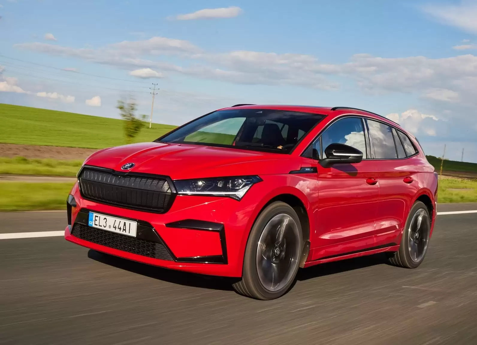Fotografie vozu Škoda Enyaq Sportline 80x 195 kW, Elektrický, automatická převodovka, 4x4 výroba od 04/2021