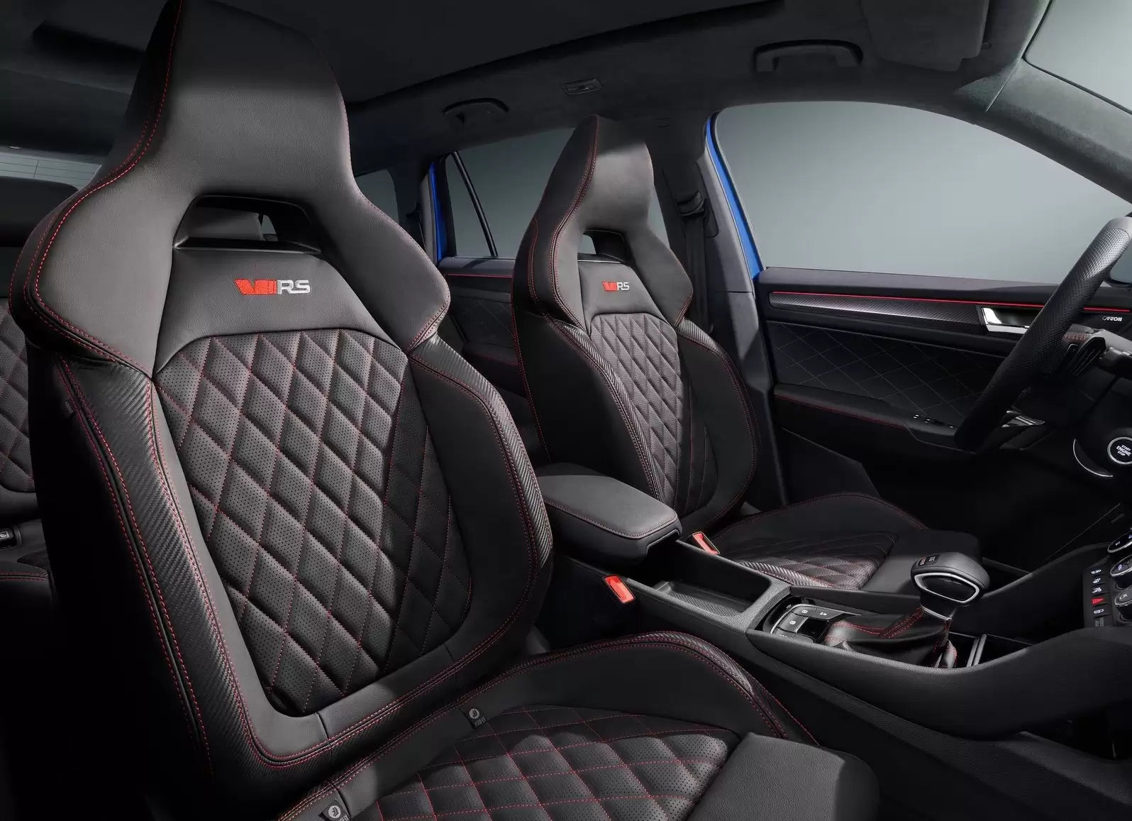 Fotografie vozu Škoda Kodiaq RS RS 2.0, 180 kW, Benzín, 4x4, Automatická převodovka výroba od 01/2022
