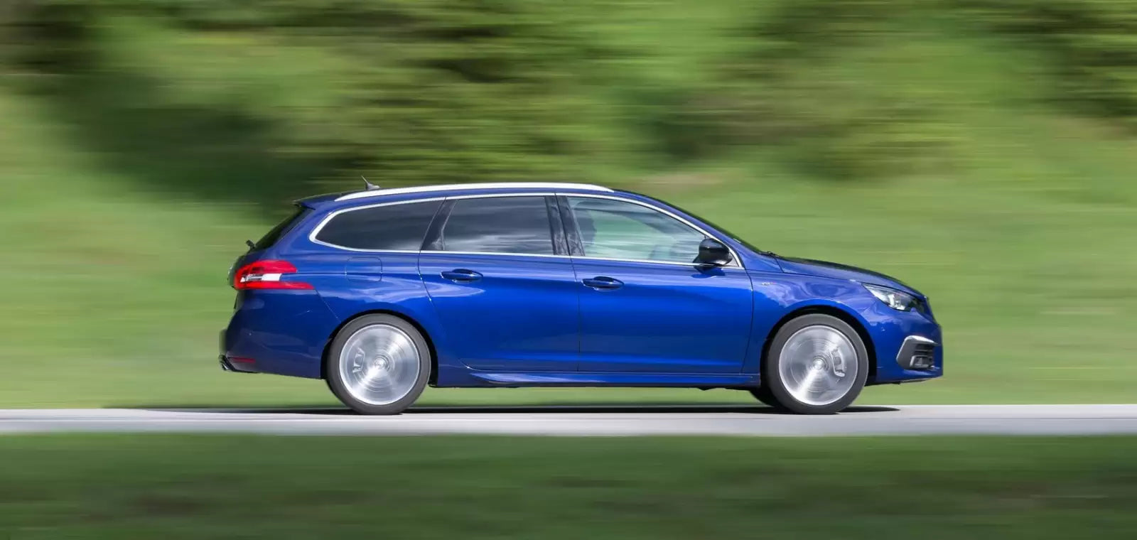 Fotografie vozu Peugeot 308 SW Active 1.5, 75 kW, Naftový výroba od 06/2017