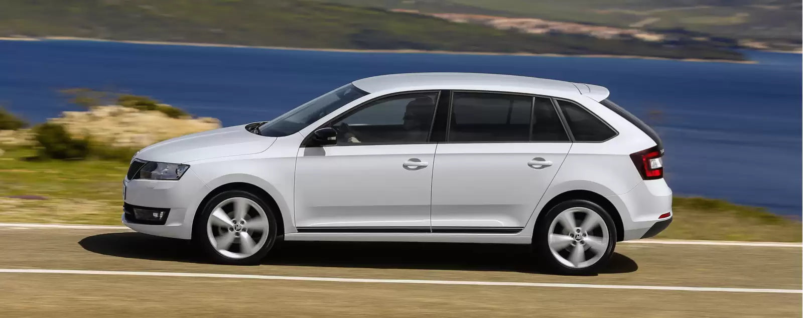 Fotografie vozu Škoda Rapid Spaceback Style 1.0 TSI, 81 kW, Benzinový, Automatická převodovka výroba od 07/2018