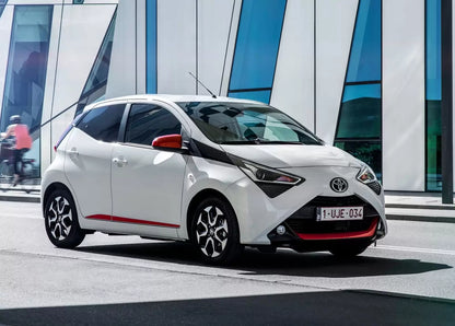 Fotografie vozu Toyota Aygo (AB1) Connect 1.0, 50 kW, Benzinový výroba 02/2012 - 06/2014