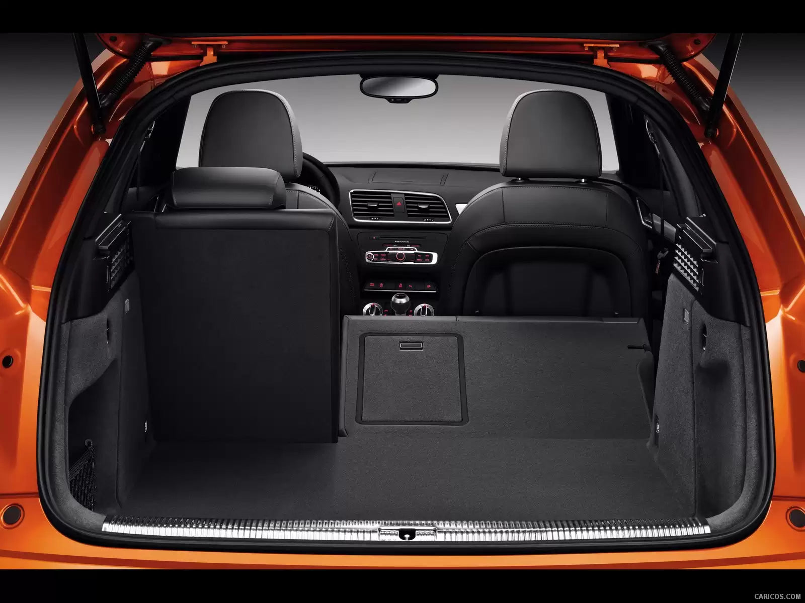 Fotografie vozu Audi Q3 design 1.4 TFSI, 110 kW, Benzinový výroba od 02/2015