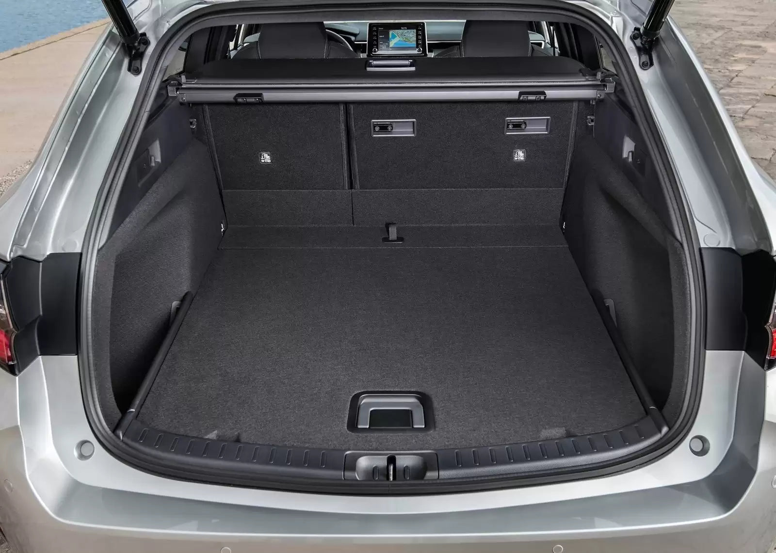 Fotografie vozu Toyota Corolla TS Comfort 1.8, 90 kW, Hybrid, Automatická převodovka výroba od 01/2018