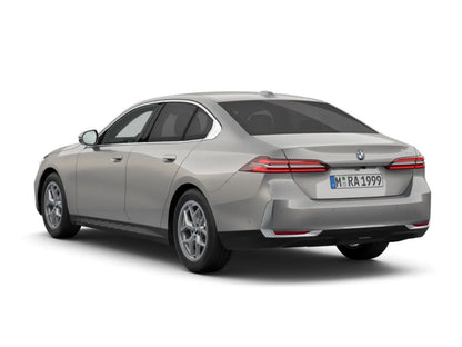 Fotografie automobilu BMW Řada 5 Základní k pronájmu