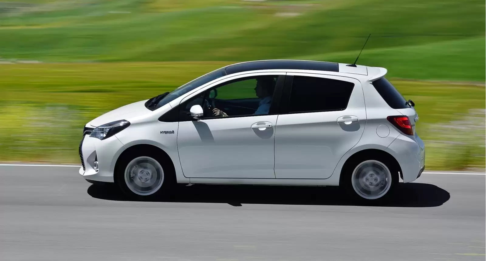 Fotografie vozu Toyota Yaris Club 1.33, 73 kW, Benzinový výroba 09/2014 - 07/2015