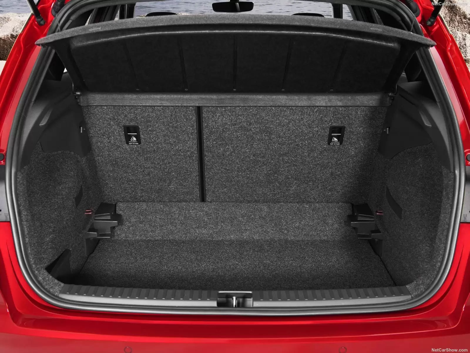 Fotografie vozu SEAT Arona Reference 1.0, 70 kW, Benzinový výroba od 11/2017