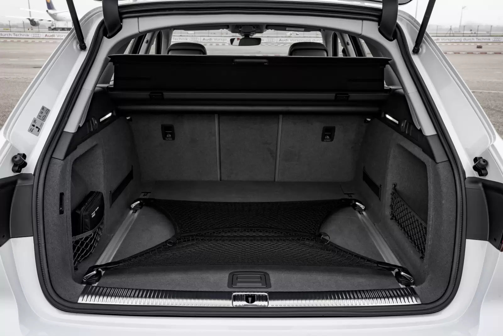 Fotografie vozu Audi A4 allroad quattro tiptronic 3.0 TDI, 200 kW, Naftový, 4x4, Automatická převodovka výroba od 03/2016
