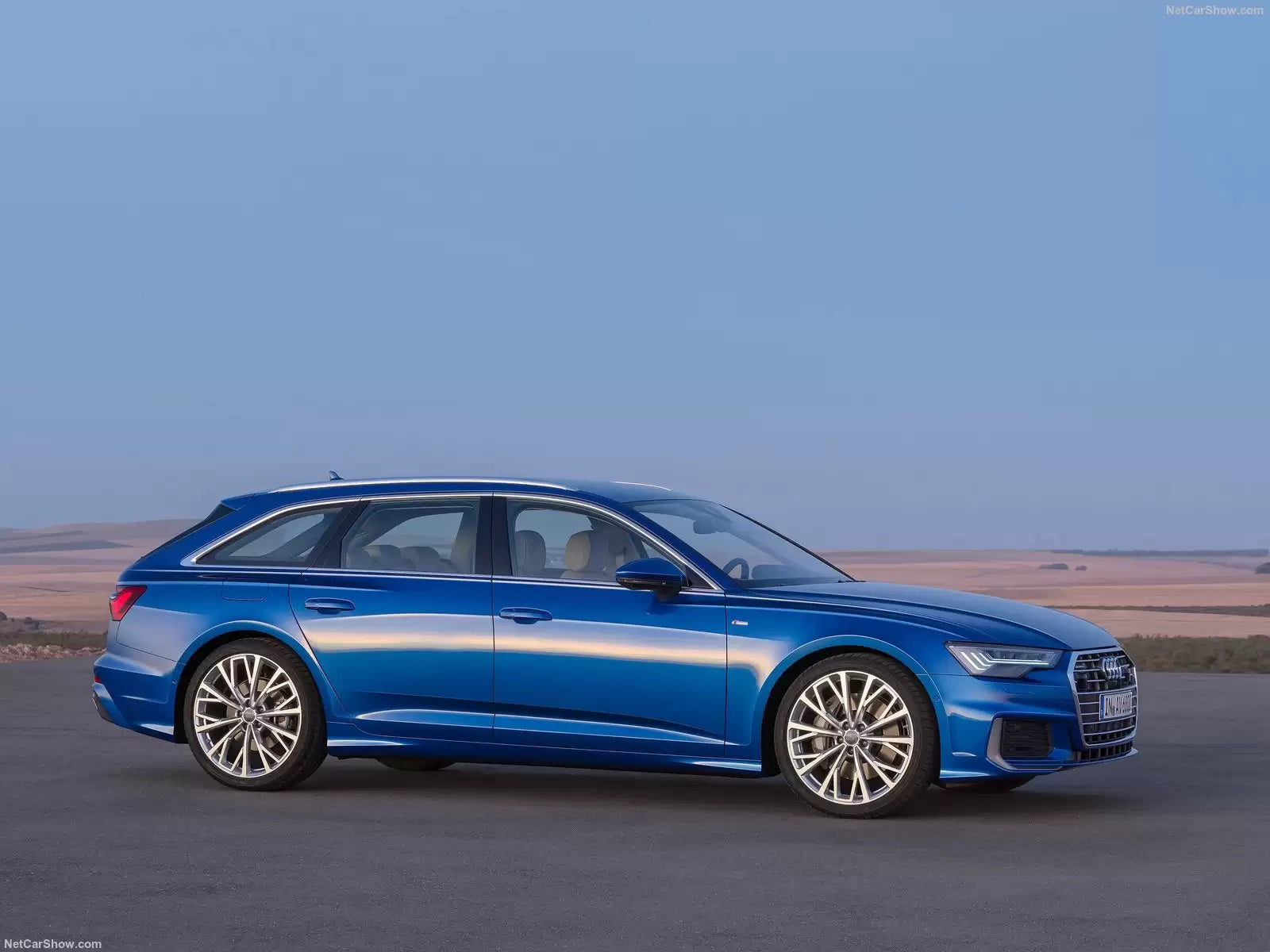 Fotografie vozu Audi A6 Avant Sériová 2.0 TDI, 110 kW, Naftový výroba od 10/2014