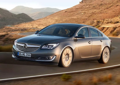 Fotografie vozu Opel Insignia Edition 2.0, 184 kW, Benzinový, 4x4, Automatická převodovka výroba 09/2013 - 12/2014