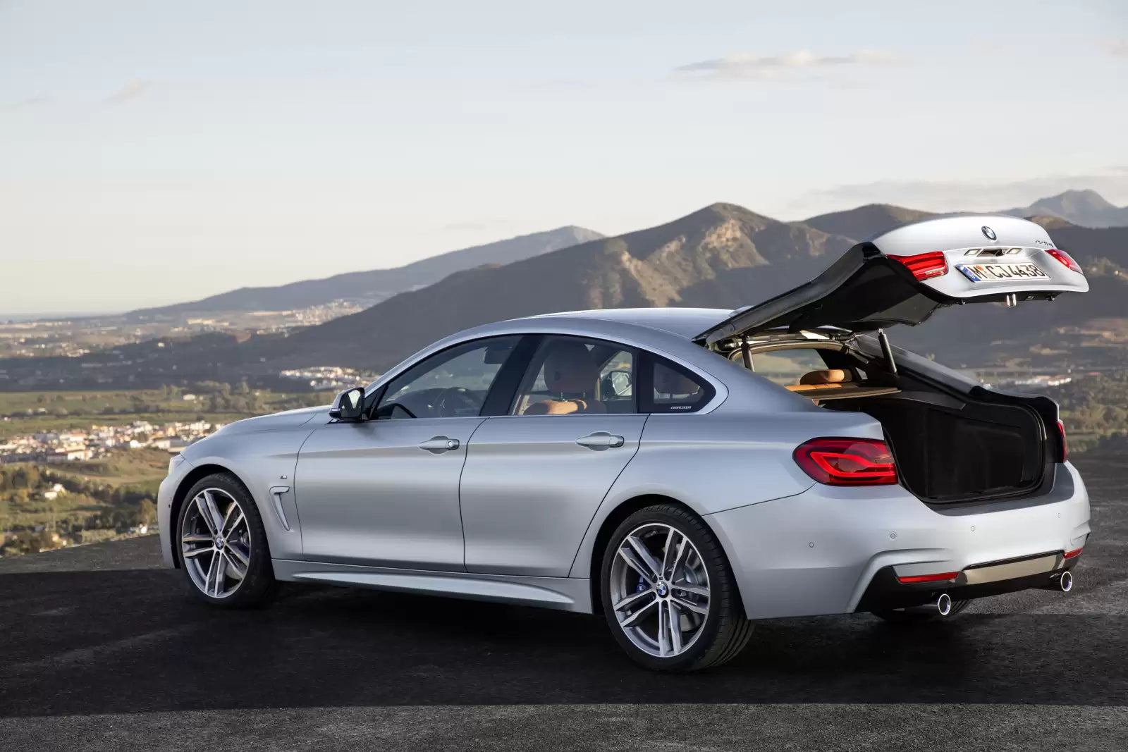 Fotografie vozu BMW Řada 4 Gran Coupé M Sport 3.0, 230 kW, Naftový, 4x4, Automatická převodovka výroba od 03/2017