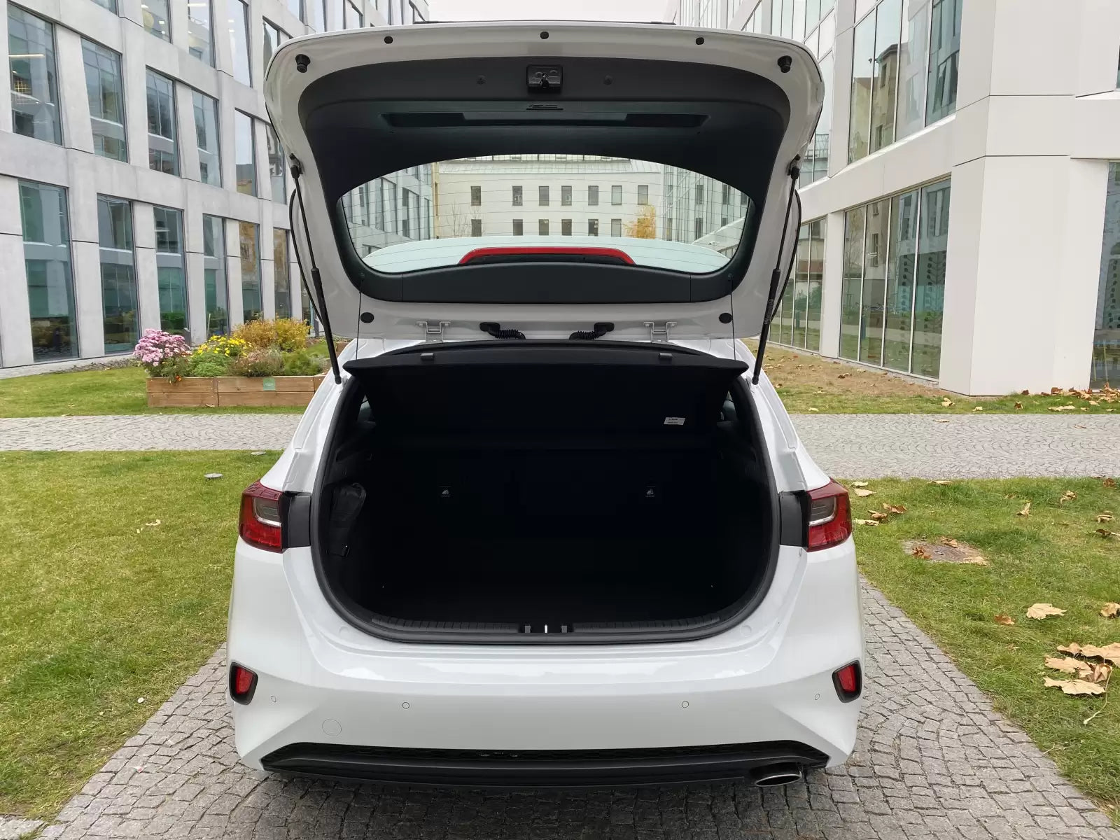 Fotografie vozu KIA Ceed Cool 1.4, 73 kW, Benzinový výroba od 06/2018
