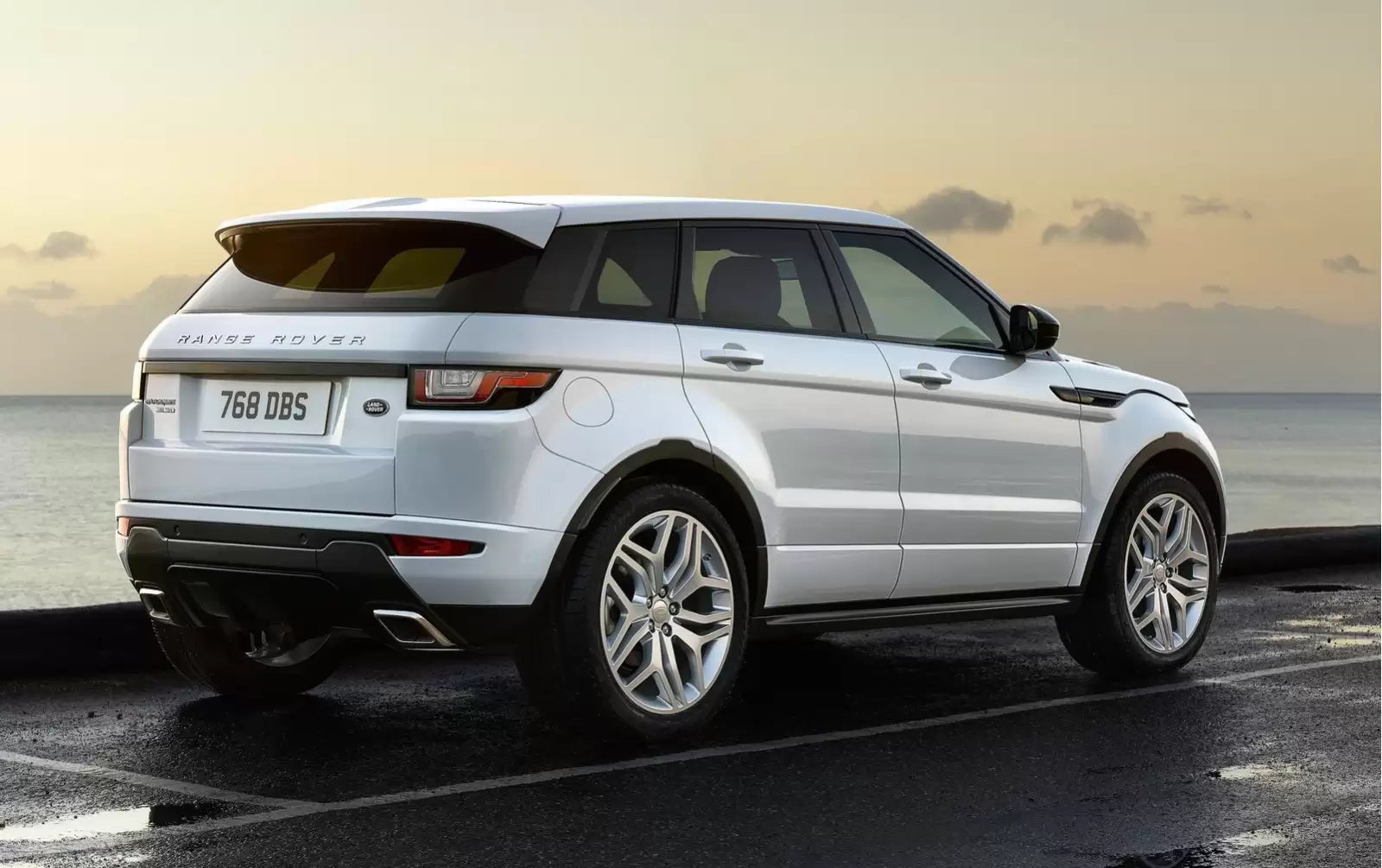Fotografie vozu Land Rover Range Rover Evoque Autobiography 2.0, 132 kW, Naftový, 4x4, Automatická převodovka výroba od 11/2015