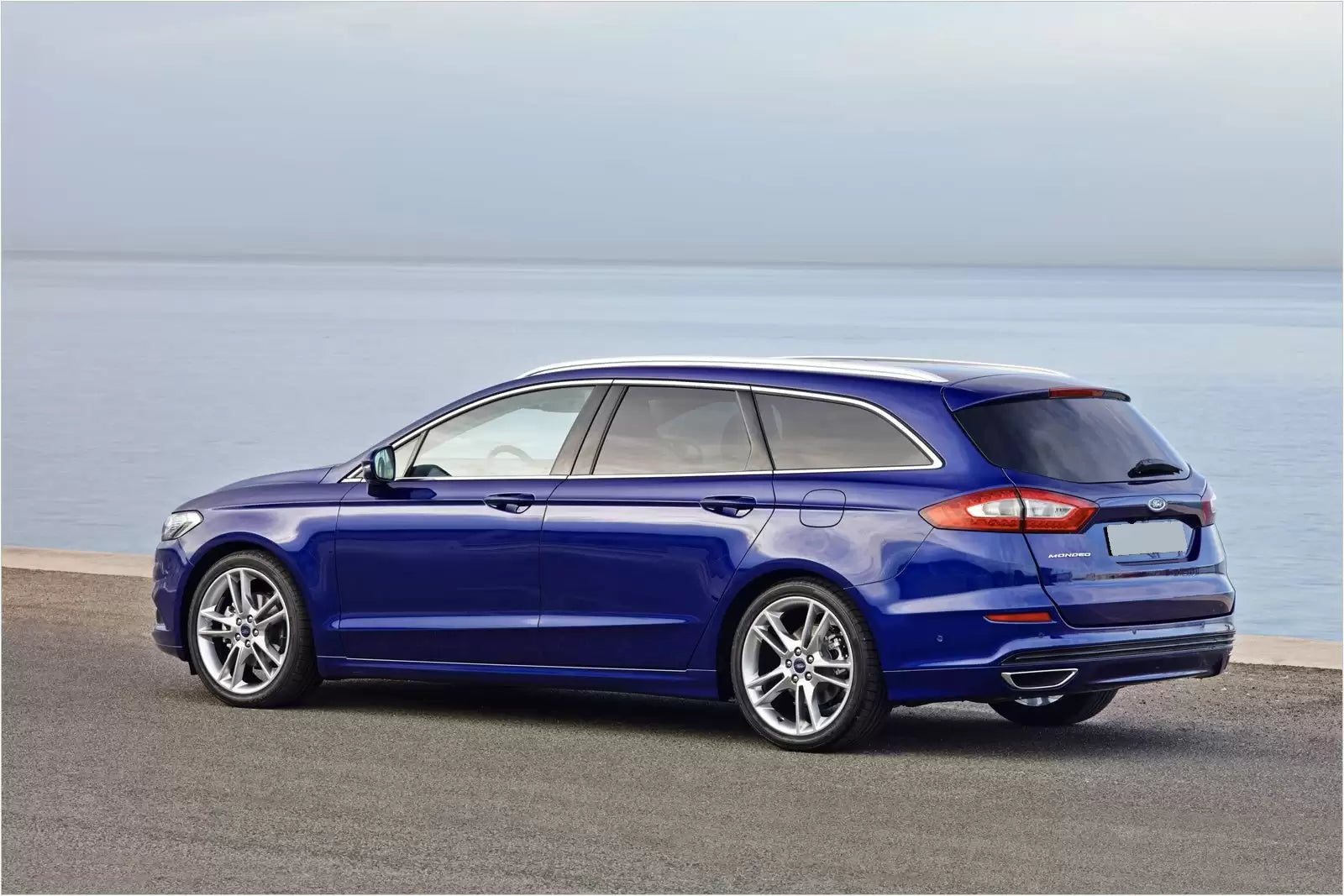 Fotografie vozu Ford Mondeo Kombi Titanium 2.0 Ecoblue, 110 kW, Naftový, Automatická převodovka výroba od 01/2019