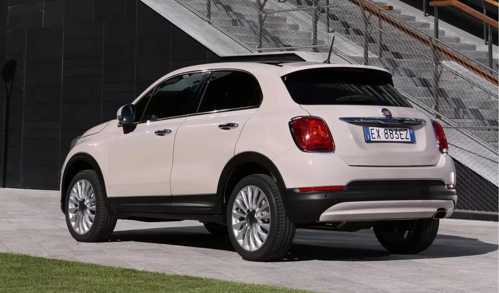 Fotografie vozu Fiat 500X Pop 4x2 1.2, 70 kW, Naftový výroba od 10/2015