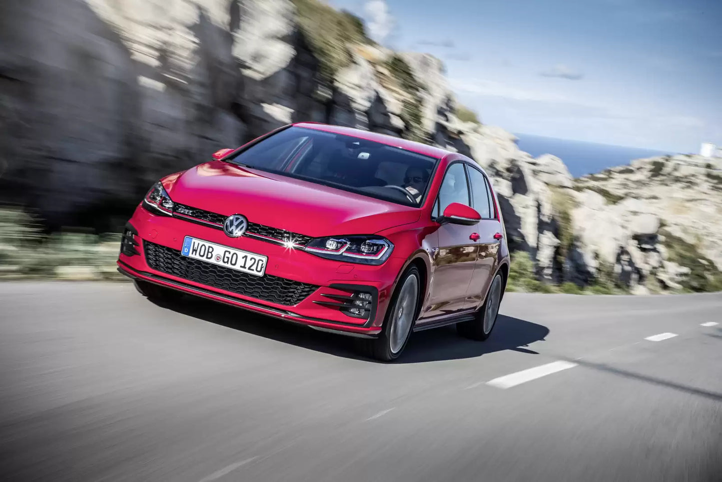 Volkswagen Golf GTI 2.0, 169 kW, Benzinový, Automatická převodovka