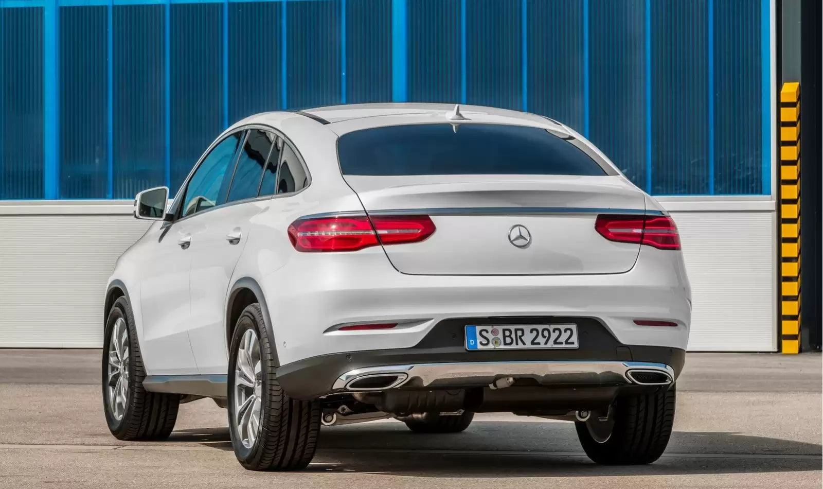 Fotografie vozu Mercedes-Benz GLE (166) Coupé 4MATIC 9G-TRONIC 3.0, 245 kW, Benzinový, 4x4, Automatická převodovka výroba od 07/2015