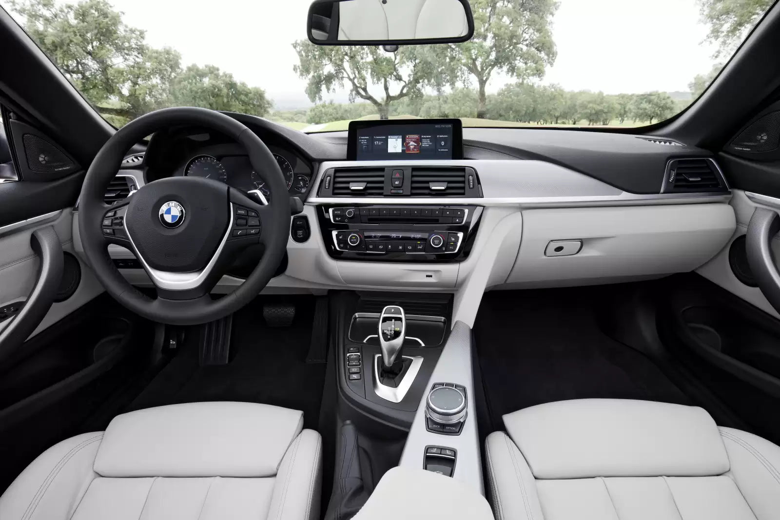 Fotografie vozu BMW Řada 4 Gran Coupé M Sport 3.0, 230 kW, Naftový, 4x4, Automatická převodovka výroba od 03/2017