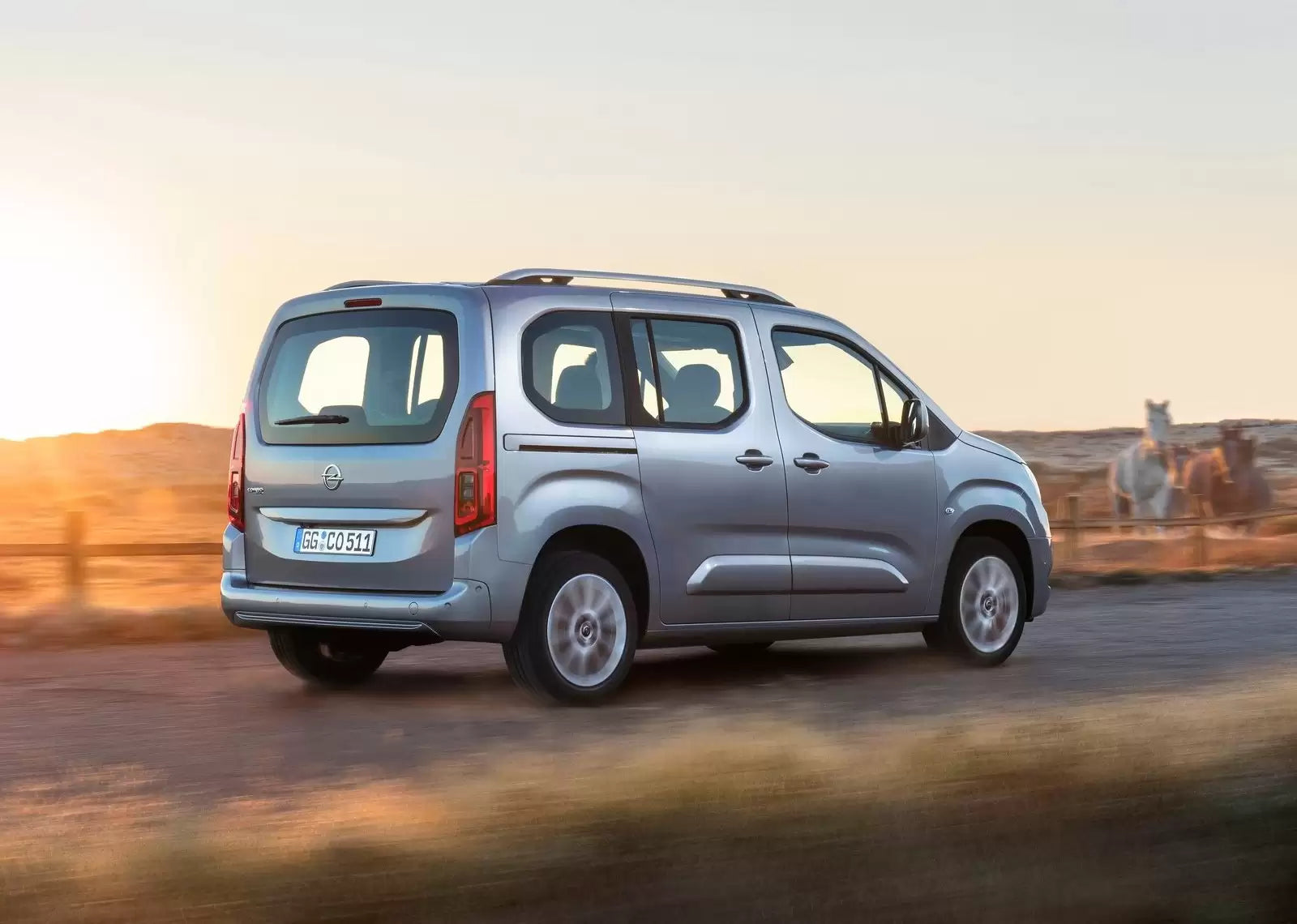 Fotografie vozu Opel Combo C Van Sériová 1.2, 55 kW, Naftový výroba 07/2008 - 09/2011