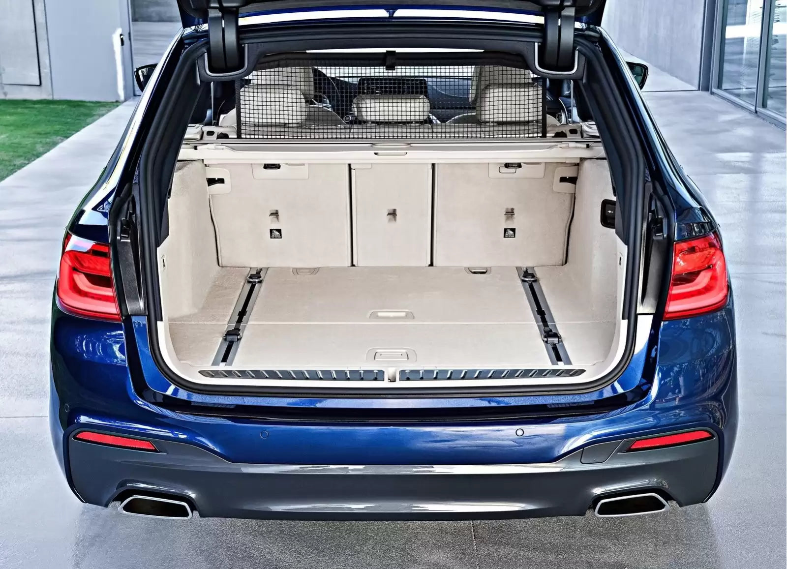 Fotografie vozu BMW Řada 5 Touring Luxury Line 2.0, 140 kW, Naftový výroba od 07/2017