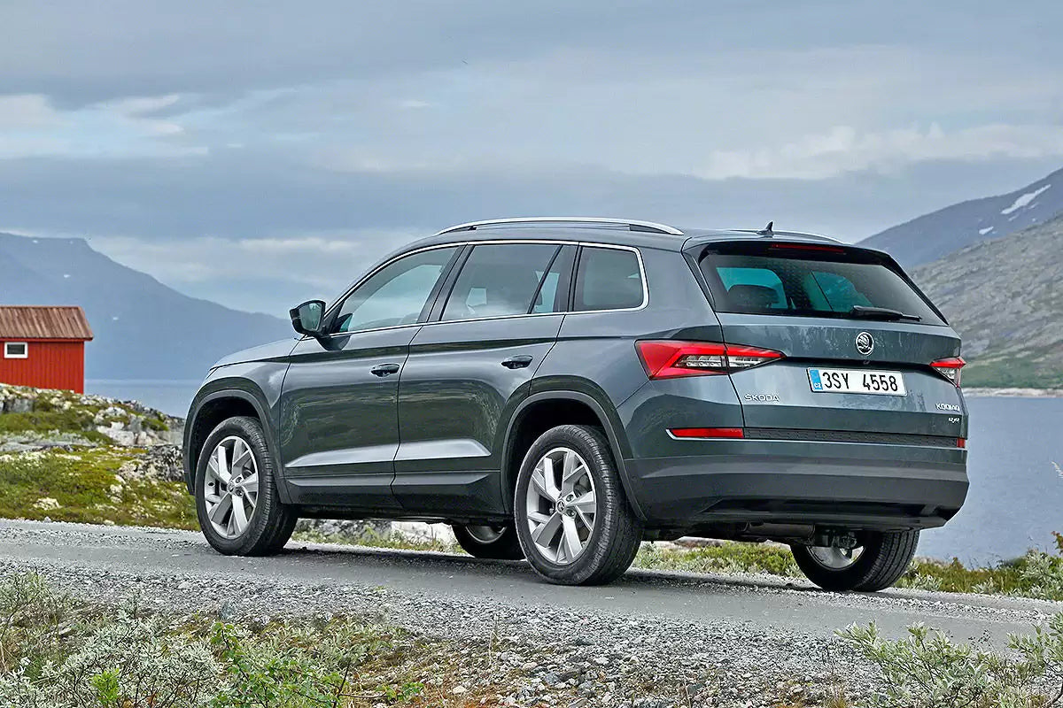 Fotografie vozu Škoda Kodiaq Active Plus 1.5, 110 kW, Benzinový, Automatická převodovka výroba od 07/2018